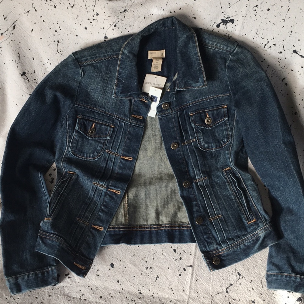 NWT Brand new unworn Gap pin tucked denim jacket